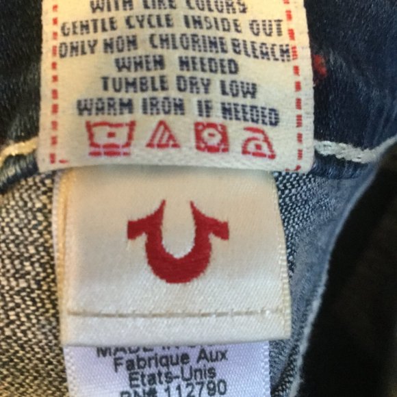 True Religion RN#112790 Low Rise straight Leg Jeans  size 26"waist 31 inseam - Picture 9 of 9